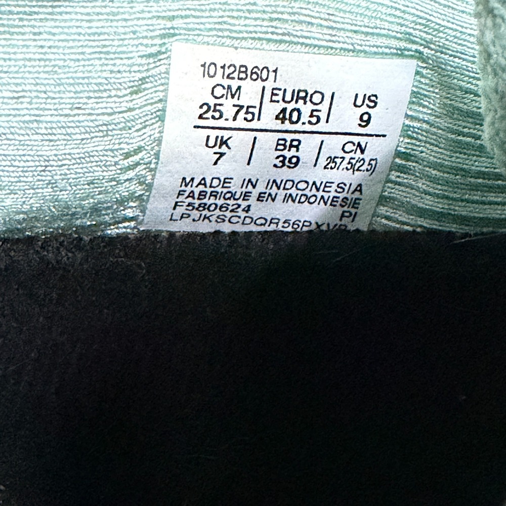 ASICS GEL-Nimbus 26 Running Shoes Womens Size 9 Light Celadon Sneaker 1012B601 - Picture 8 of 16